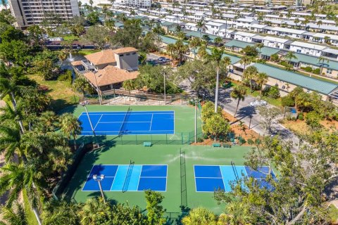 Copropriété à vendre à Sarasota, Floride: 2 chambres, 139.17 m2 № 2145015 - photo 28