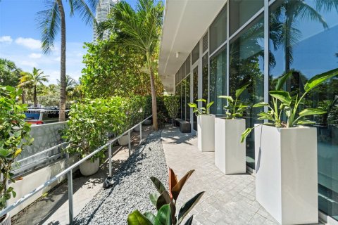Copropriété à vendre à Miami Beach, Floride: 1 chambre, 75.99 m2 № 2023009 - photo 18