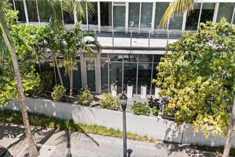 Copropriété à vendre à Miami Beach, Floride: 1 chambre, 75.99 m2 № 2023009 - photo 19
