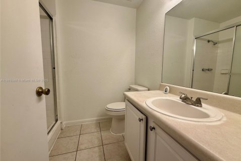 Copropriété à louer à Pembroke Pines, Floride: 2 chambres, 79.34 m2 № 1945292 - photo 6