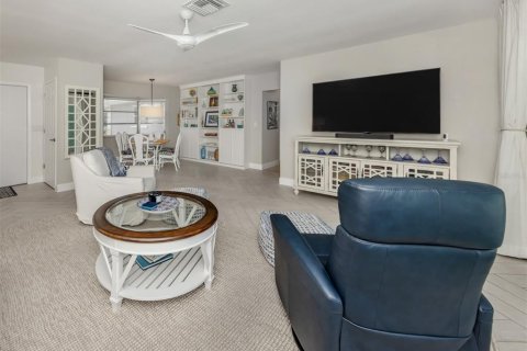Casa en venta en Venice, Florida, 2 dormitorios, 158.12 m2 № 1677911 - foto 8