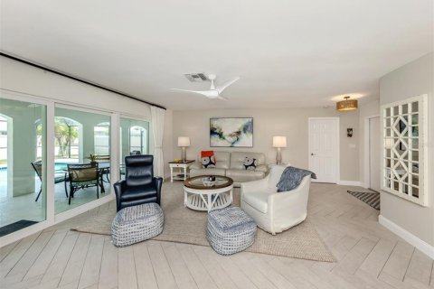 Casa en venta en Venice, Florida, 2 dormitorios, 158.12 m2 № 1677911 - foto 6