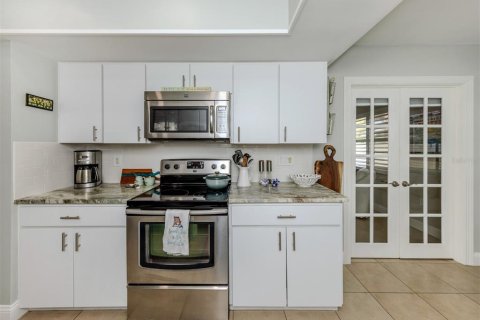 Casa en venta en Venice, Florida, 2 dormitorios, 158.12 m2 № 1677911 - foto 12
