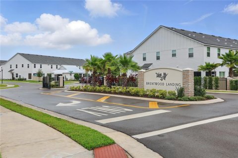 Townhouse in Oviedo, Florida 3 bedrooms, 174.38 sq.m. № 1770049 - photo 30