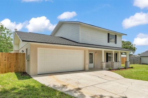 House in Lakeland, Florida 3 bedrooms, 168.99 sq.m. № 1816775 - photo 2
