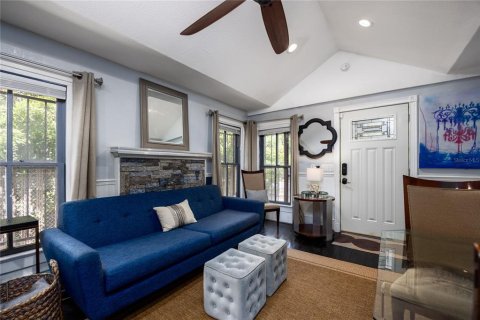 House in Gainesville, Florida 4 bedrooms, 102.38 sq.m. № 1850058 - photo 7