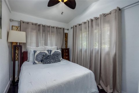 House in Gainesville, Florida 4 bedrooms, 102.38 sq.m. № 1850058 - photo 16