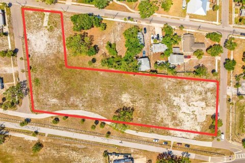 Land in Clearwater, Florida № 2101891 - photo 2
