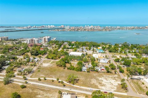 Land in Clearwater, Florida № 2101891 - photo 9