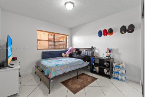 Купить кондоминиум в Хайалиа, Флорида 3 спальни, 120.4м2, № 2014947 - фото 16