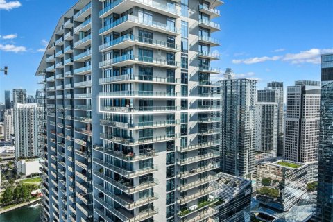 Condo in Miami, Florida, 4 bedrooms  № 1942331 - photo 2