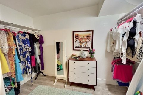 Condo in Plantation, Florida, 1 bedroom  № 1872151 - photo 10