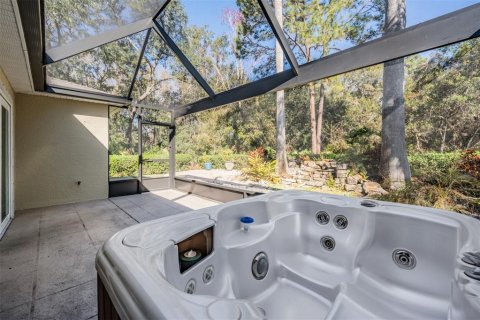 House in San Antonio, Florida 3 bedrooms, 232.26 sq.m. № 2135250 - photo 19