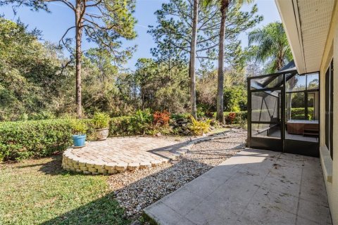 House in San Antonio, Florida 3 bedrooms, 232.26 sq.m. № 2135250 - photo 15