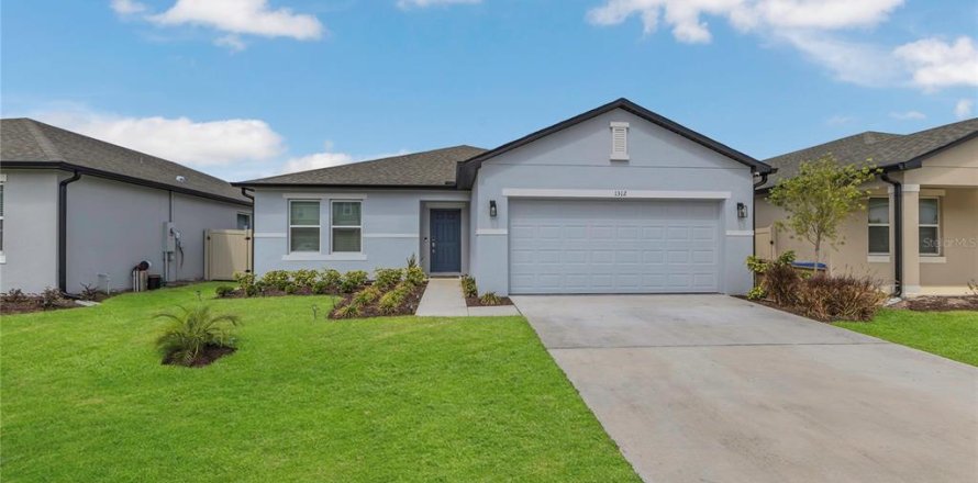 Casa en Kissimmee, Florida 3 dormitorios, 139.35 m2 № 1719043