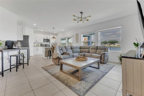 Casa en venta en Kissimmee, Florida, 3 dormitorios, 139.35 m2 № 1719043 - foto 6