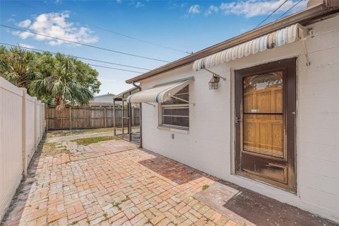 House in Saint Petersburg, Florida 2 bedrooms, 112.13 sq.m. № 1679859 - photo 21