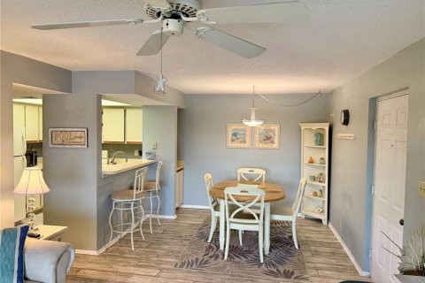 Condominio en venta en Port Charlotte, Florida, 2 dormitorios, 83.52 m2 № 1907374 - foto 4