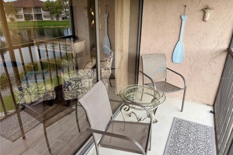 Condominio en venta en Port Charlotte, Florida, 2 dormitorios, 83.52 m2 № 1907374 - foto 17