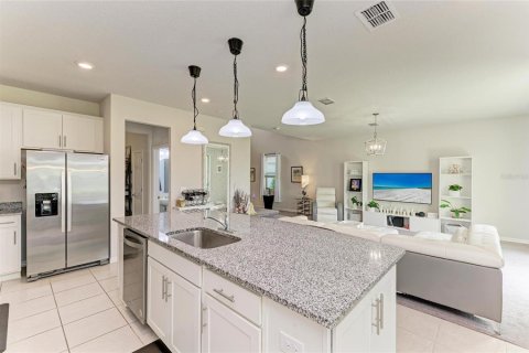 House in Riverview, Florida 3 bedrooms, 233.93 sq.m. № 1919796 - photo 5