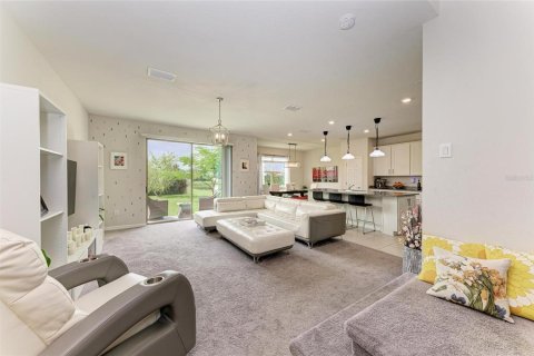House in Riverview, Florida 3 bedrooms, 233.93 sq.m. № 1919796 - photo 2