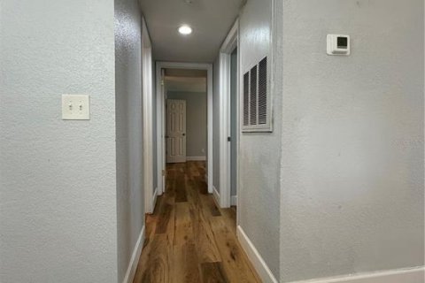 Condo in Orlando, Florida, 2 bedrooms № 2229271 - photo 12