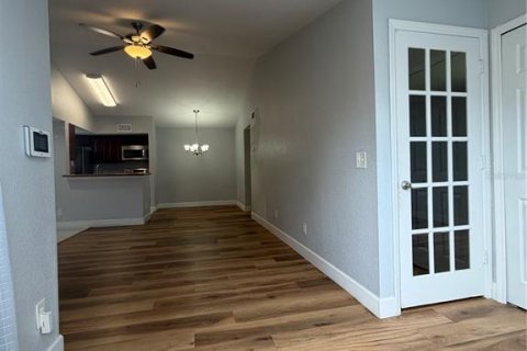 Condo in Orlando, Florida, 2 bedrooms № 2229271 - photo 7