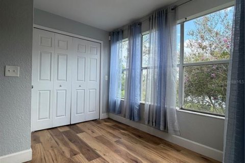 Condo in Orlando, Florida, 2 bedrooms № 2229271 - photo 5