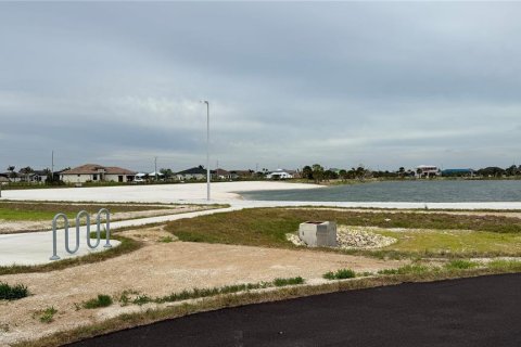 Terreno en venta en Cape Coral, Florida № 1691018 - foto 23
