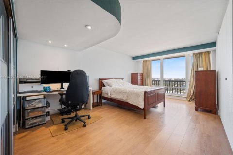Condominio en venta en Fort Lauderdale, Florida, 4 dormitorios, 338.54 m2 № 2032959 - foto 25