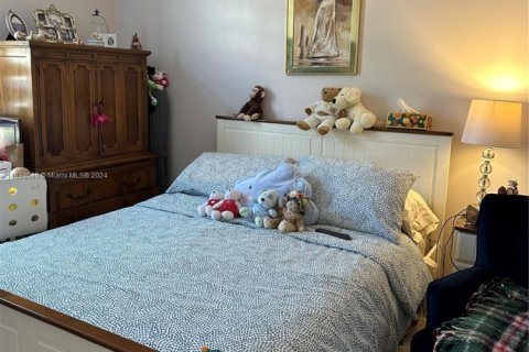 Condo in Tamarac, Florida, 2 bedrooms  № 1811574 - photo 7