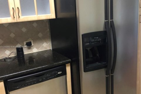 Купить кондоминиум в Майами-Бич, Флорида 1 спальня, 97.18м2, № 1957749 - фото 18