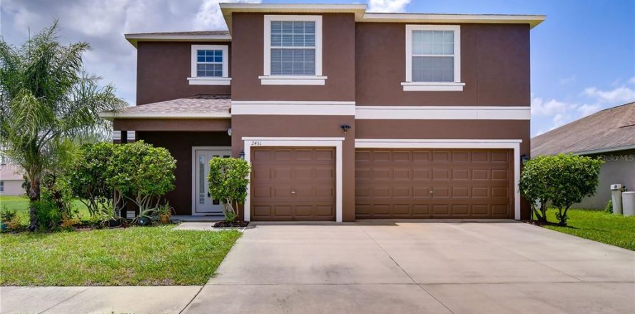 Casa en Ruskin, Florida 6 dormitorios, 307.51 m2 № 2225488