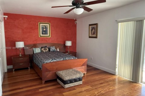 Touwnhouse à louer à North Miami, Floride: 2 chambres, 152.36 m2 № 2170143 - photo 19
