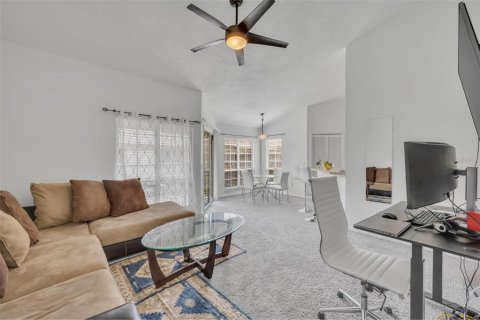 Condominio en alquiler en Orlando, Florida, 2 dormitorios, 100.33 m2 № 1900245 - foto 4