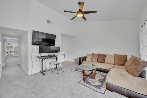 Condominio en alquiler en Orlando, Florida, 2 dormitorios, 100.33 m2 № 1900245 - foto 2
