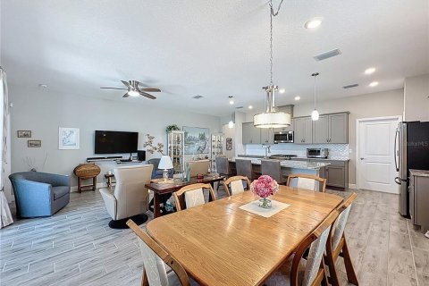 Casa en venta en Groveland, Florida, 2 dormitorios, 151.99 m2 № 1803187 - foto 10