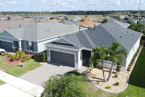 Casa en venta en Groveland, Florida, 2 dormitorios, 151.99 m2 № 1803187 - foto 2