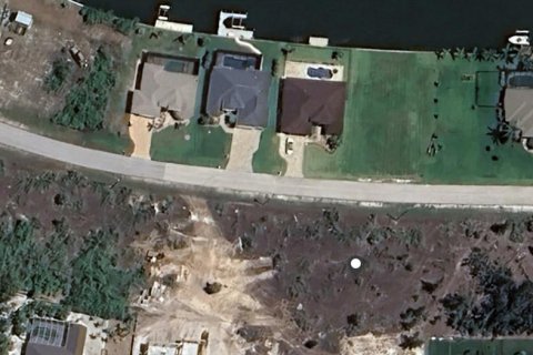 Terreno en venta en Port Charlotte, Florida № 2218519 - foto 4