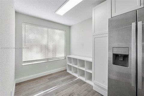 Touwnhouse à vendre à Plantation, Floride: 3 chambres, 164.44 m2 № 1788495 - photo 6