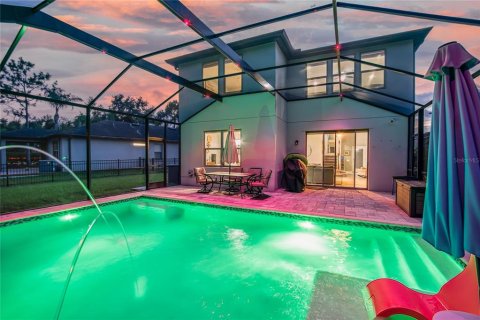 House in Wesley Chapel, Florida 4 bedrooms, 226.96 sq.m. № 2315318 - photo 27