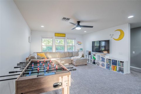House in Wesley Chapel, Florida 4 bedrooms, 226.96 sq.m. № 2315318 - photo 20