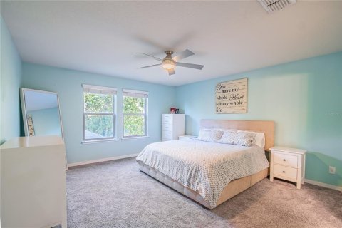 House in Wesley Chapel, Florida 4 bedrooms, 226.96 sq.m. № 2315318 - photo 22