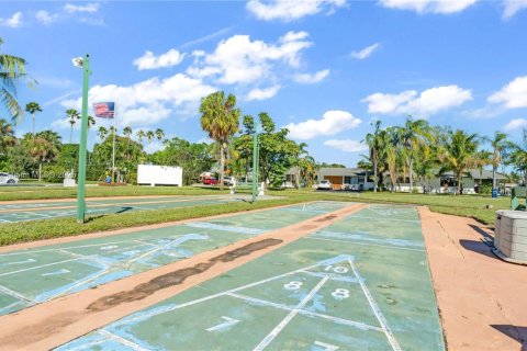 Condo in Hallandale Beach, Florida, 1 bedroom  № 1968729 - photo 30