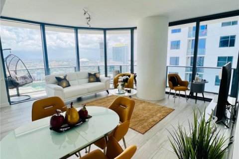 Copropriété à vendre à Miami, Floride: 2 chambres, 73.21 m2 № 1935668 - photo 4