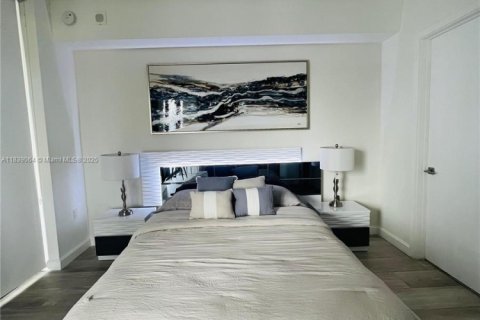 Copropriété à vendre à Miami, Floride: 2 chambres, 73.21 m2 № 1935668 - photo 5