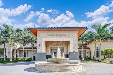 Townhouse in Doral, Florida 3 bedrooms, 156.08 sq.m. № 1943541 - photo 11