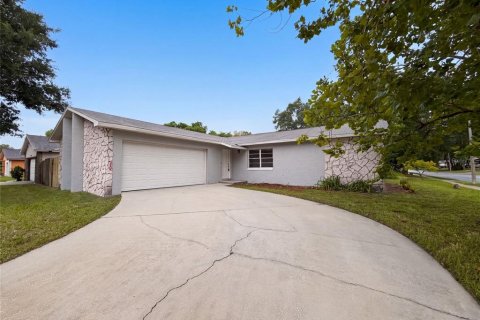 Villa ou maison à Orlando, Floride 3 chambres, 108.7 m2 № 2296176