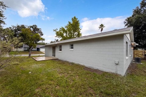 Villa ou maison à vendre à Orlando, Floride: 3 chambres, 108.7 m2 № 2296176 - photo 22