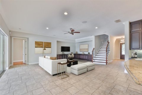 House in Fish Hawk, Florida 5 bedrooms, 478.54 sq.m. № 1877399 - photo 2